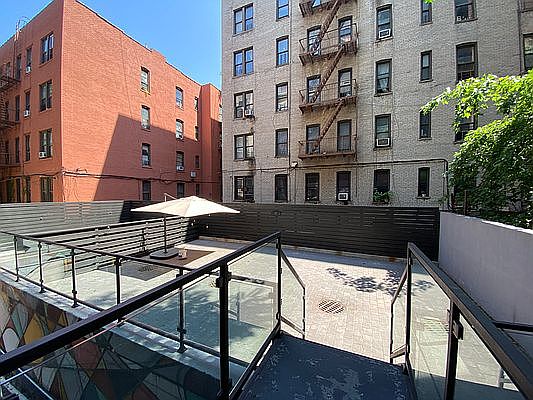 1st image of 25 E 19th St #11