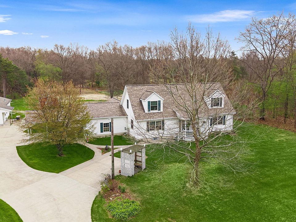 1st image of 360 Chatterson Rd