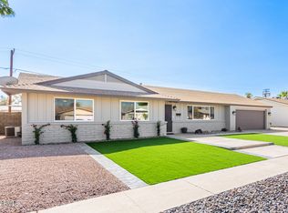 3035 E Shangri La Rd, Phoenix, AZ 85028