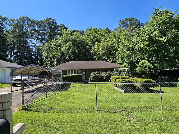 2nd image of 551 Wavelyn Way