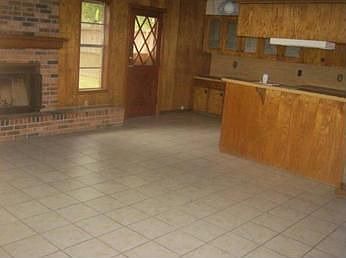 2nd image of 2713 Pickerton Dr
