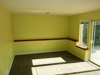 2nd image of 3222 E 32nd Ave