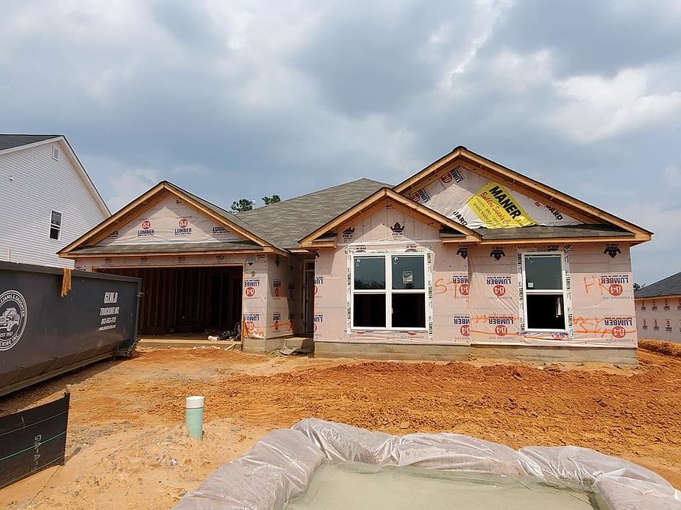 2nd image of 122 Sutton Ct