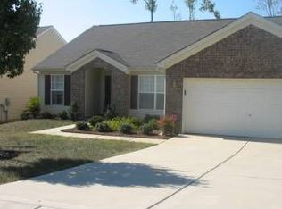 8409 Ewen Cres, Charlotte, NC 28269