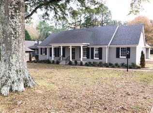 5491 Walnut Grove Rd, Memphis, TN 38120