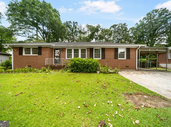 1199 Ellington Dr, Lake City, GA 30260