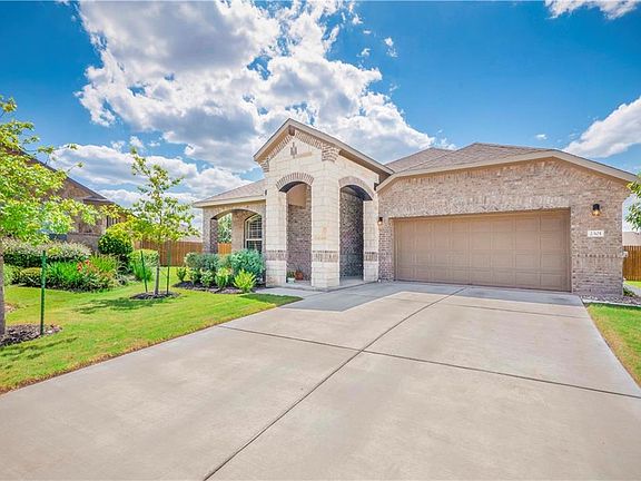 2nd image of 2301 Lyla Ln