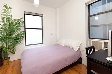 Sold by aptsandlofts.com