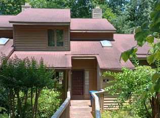 17 Pinnacle Rd, Durham, NC 27705