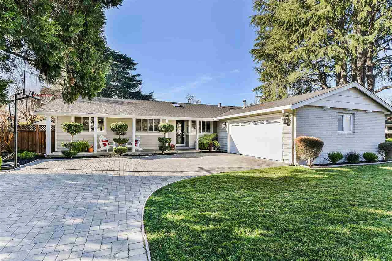 417 Candleberry Rd photo 1