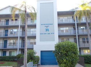 900 SW 125th Way APT 201R, Hollywood, FL 33027