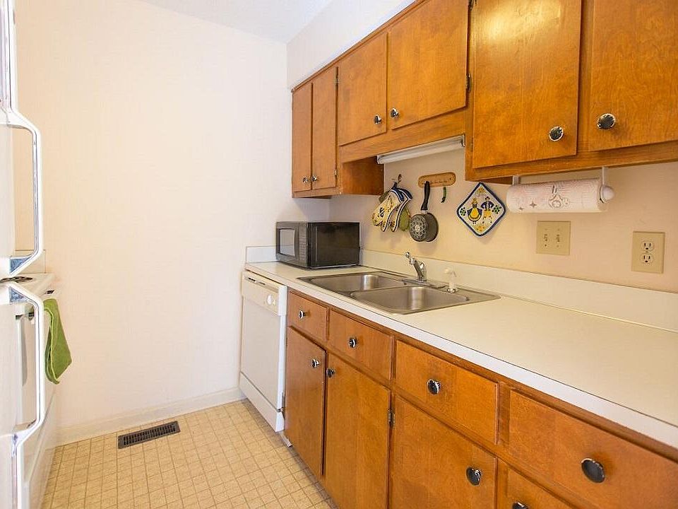 1st image of 4316 American Dr #A