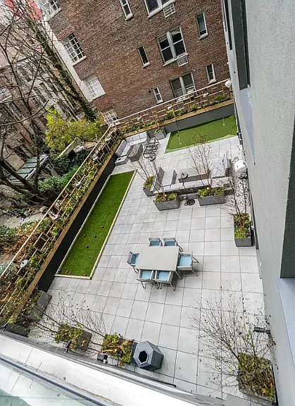 515 E 86th St #1403 — Photo 17
