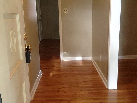 2nd image of 310 Scotland Dr