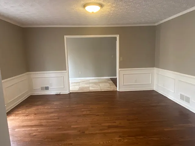 240 Brandenburgh Cir #1 — Photo 8