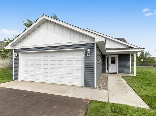 24289 Forestview Cir, Saint Cloud, MN 56301