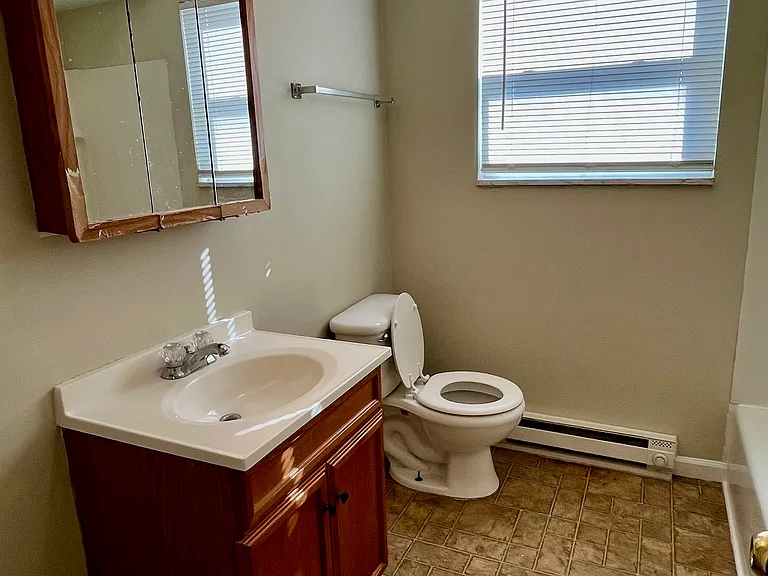320 E Canedy St #4 — Photo 9