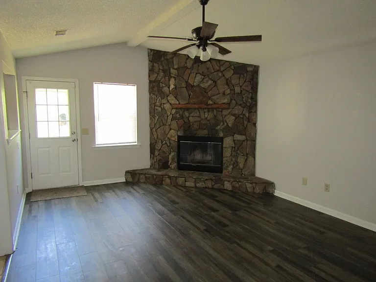 110 Tempest Ln — Photo 11