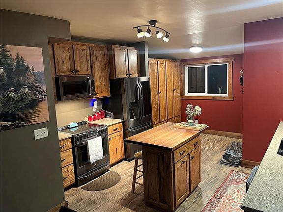 5th image of 708 13th Avenue