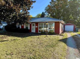 943 Hawkinson Ave, Galesburg, IL 61401