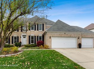 56 Germaine Pl, Schaumburg, IL 60173