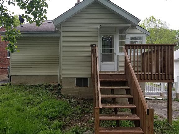 2nd image of 8235 Flora Ave