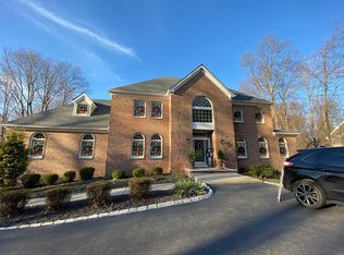 15 Morning Star Dr, Sparta, NJ