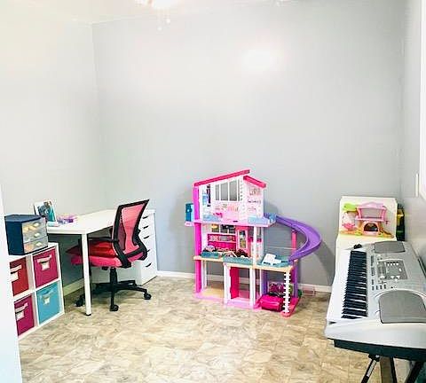 3rd image of 2444-48 Dobern Ave