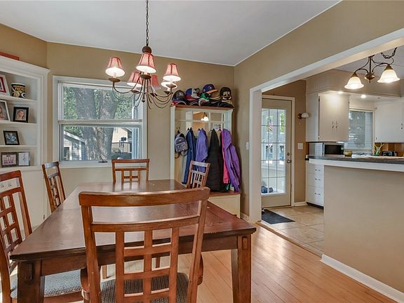 5th image of 26 Hatten Avenue