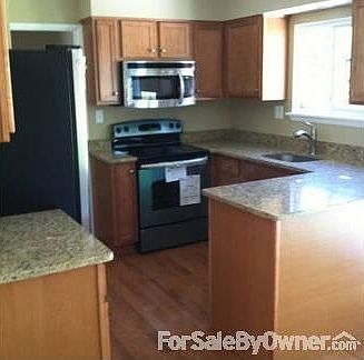 2nd image of 18411 Westmore St