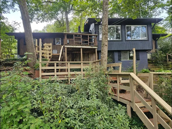 221 Ridge Rd, Westminster, SC 29693