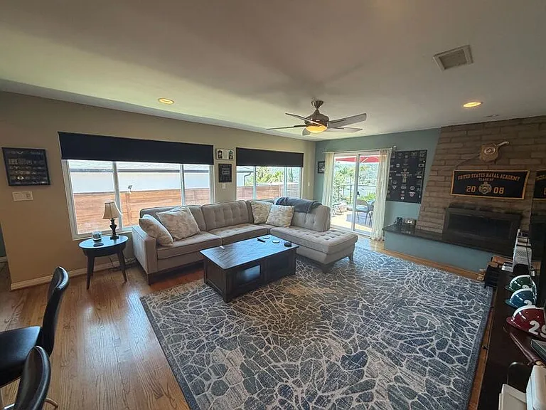 3628 Lloyd Pl — Photo 7