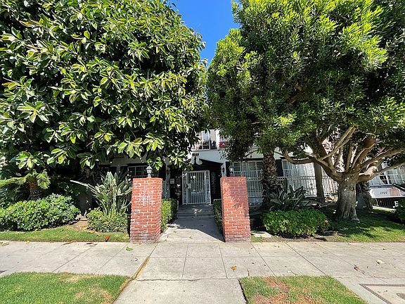 5th image of 1560 N Laurel Ave #4bf5b4990