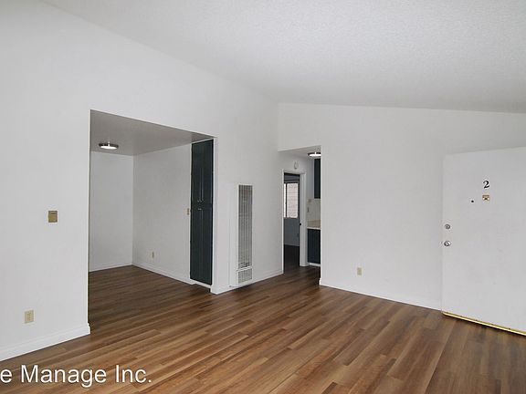 4th image of 2751 E De Soto St APT 2