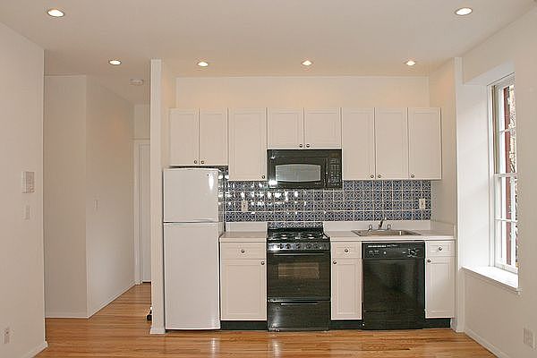 1st image of 316 E 92nd St APT 3FC