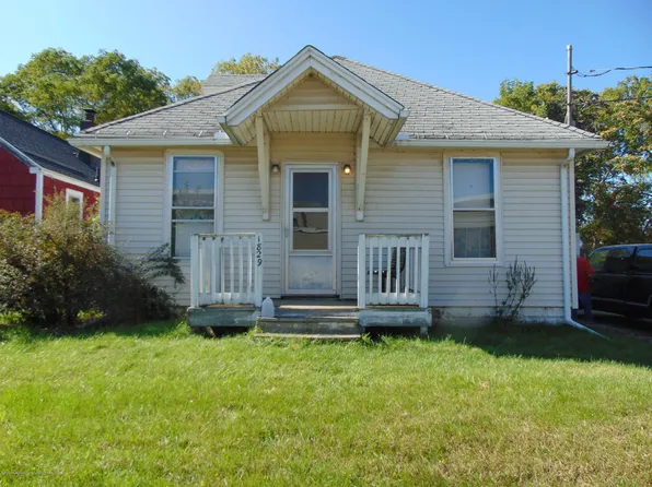 1829 Sunset Ave, Lansing, MI 48917