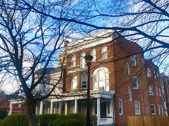 2nd image of 2346 W Grace St #U3