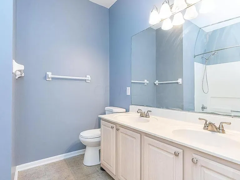 6063 Craughwell Ln — Photo 2