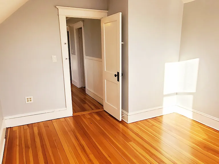 103 Stephen St #4 — Photo 20