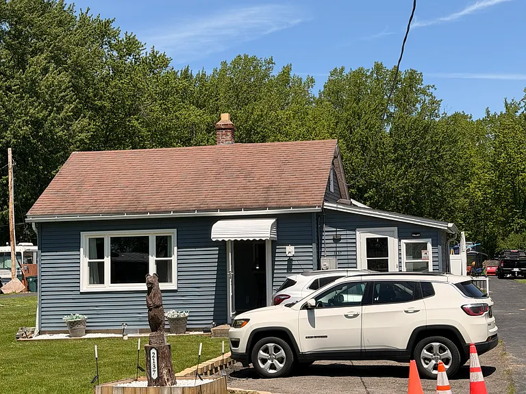 2137 River Rd — Photo 29
