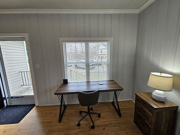 5th image of 205 Whittle St