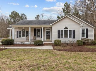 207 Meadow Brook Ln, Oxford, NC 27565