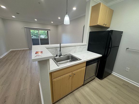 5th image of 801 S Winchester Blvd APT 4114