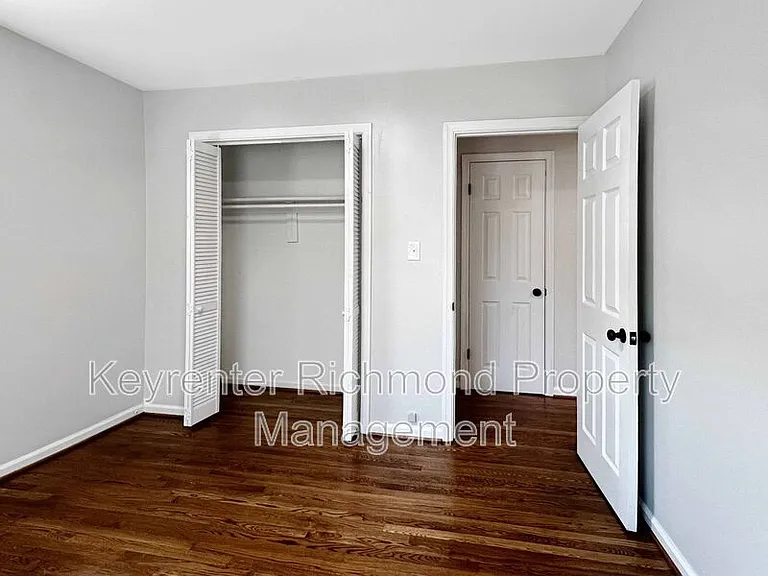 2704 Susten Ct — Photo 20