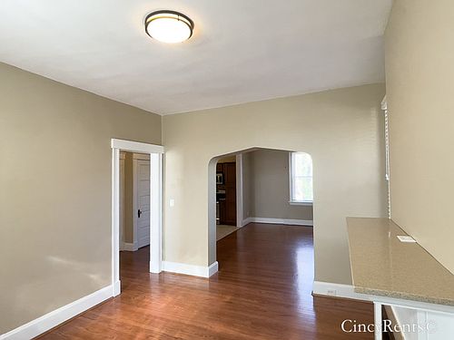 5th image of 2220 Williams Ave