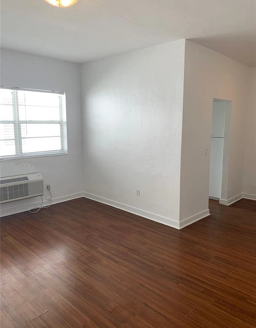 1 bed, 650 sqft, $1,700 — Photo 3