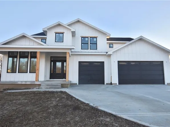 8373 NE 77th Ct, Kansas City, MO 64168