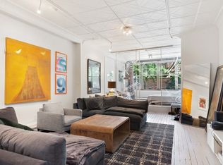 156 W 22nd St APT 1, New York, NY 10011