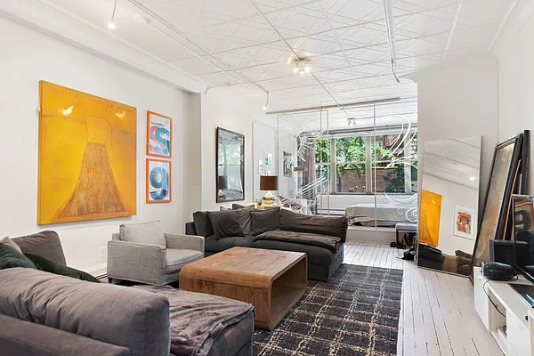 Rented by Maz Group NY | media 2