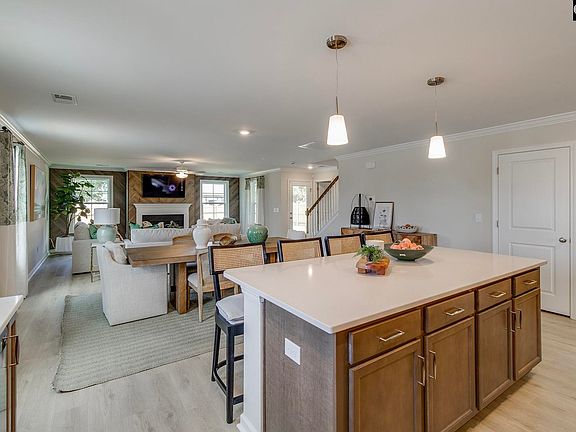 7th image of this home